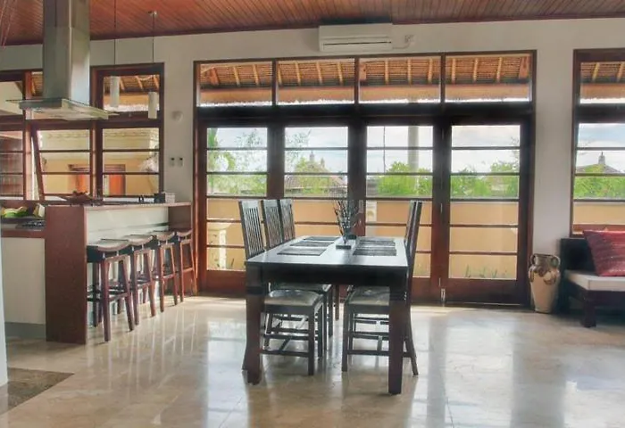 Resort Villa Elanora Bali 4*