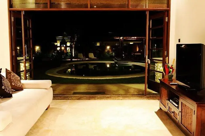 Resort Villa Elanora Bali Kerobokan